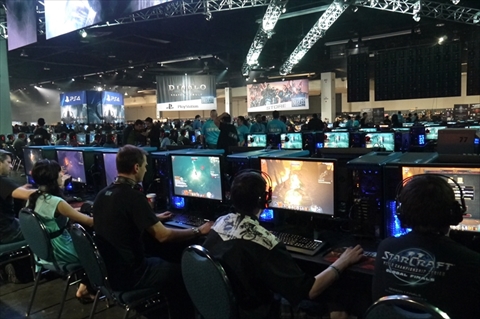 画像ギャラリー No.001のサムネイル画像 / 「Diablo III：Reaper of Souls」のAdventureモードや新クラスのCrusaderを，BlizzConにプレイアブル出展されていたデモ機で体験してきた