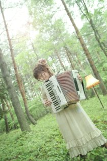 画像ギャラリー No.002のサムネイル画像 / 「メイプルストーリー」の楽曲も収録，霜月はるかアルバム第3弾発売