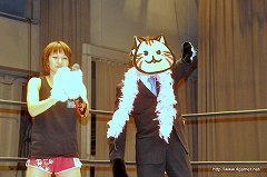 画像ギャラリー No.006のサムネイル画像 / SMASH.19の会場で「信長の野望 Online」×「のぶニャがの野望」“髪切デスマッチ”がついに決着。ニャラキヒロシゲ氏が落ち武者（？）になった断髪式の模様をレポート