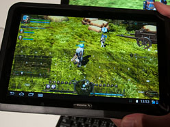 画像ギャラリー No.003のサムネイル画像 / PCオンラインゲームがAndroidタブレットでプレイ可能になる!?　ドコモ「Xi」対応タブレット発表会レポート