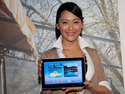 画像ギャラリー No.022のサムネイル画像 / PCオンラインゲームがAndroidタブレットでプレイ可能になる!?　ドコモ「Xi」対応タブレット発表会レポート