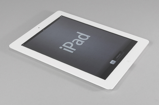 画像ギャラリー No.013のサムネイル画像 / 新型iPadファーストインプレッション。前モデルとの違いがひと目で分かる，2048×1536ドットの高精細表示に注目