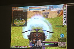画像ギャラリー No.026のサムネイル画像 / 「FEZ」でスクウェア・エニックスとゲームポットが激突!?　バリスタ情報なども飛び出したイベント「会社対抗タイニーバンクェット」レポート