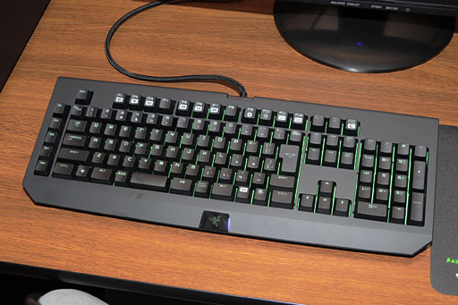 画像ギャラリー No.008のサムネイル画像 / Razer，液晶タッチパッド搭載のキーボード「DeathStalker Ultimate」を国内初公開。その特徴をムービーで紹介してみる