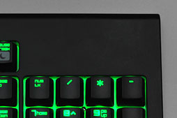 画像ギャラリー No.010のサムネイル画像 / 「Razer BlackWidow Ultimate 2013」を試す。青軸採用のゲーマー向けキーボードは，2013年モデルで何が変わったか