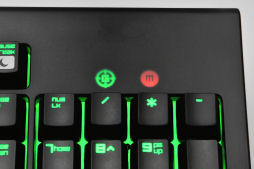 画像ギャラリー No.024のサムネイル画像 / 「Razer BlackWidow Ultimate 2013」を試す。青軸採用のゲーマー向けキーボードは，2013年モデルで何が変わったか