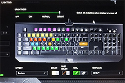 画像ギャラリー No.014のサムネイル画像 / 今度の「BlackWidow」「DeathAdder」「Kraken 7.1」は好みの色で光る。Razerの「Chroma」シリーズ3製品が10月31日に国内発売決定