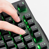 画像ギャラリー No.014のサムネイル画像 / 「Razer BlackWidow X Chroma」英語配列モデルを試す。「X」付きのBlackWidowは，従来モデルと何が違うのか
