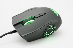 画像ギャラリー No.026のサムネイル画像 / 取り回しが良くなった「Razer Naga Hex V2」は，何が“MOBA向け”なのか。LoLでの使用感をレポート