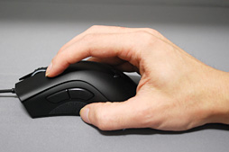 画像ギャラリー No.030のサムネイル画像 / 「Razer DeathAdder Elite」レビュー。ド定番マウスシリーズの最新作は，ゲーマーの期待に応えてくれるか