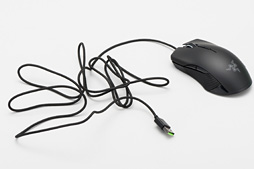 画像ギャラリー No.016のサムネイル画像 / 「Razer Lancehead Tournament Edition」レビュー。光学センサー搭載の左右対称形状採用マウスは，本当に「トーナメント向け」なのか