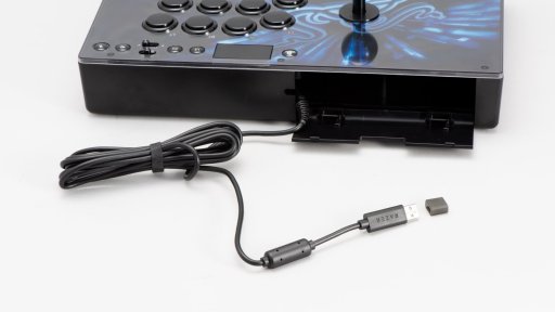 画像ギャラリー No.007のサムネイル画像 / Razerの新作アーケードスティック「Panthera Evo」レビュー。機能性と可搬性を兼ね備えた，トーナメントを勝ち抜くための1台
