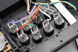画像ギャラリー No.016のサムネイル画像 / Razerの新作アーケードスティック「Panthera Evo」レビュー。機能性と可搬性を兼ね備えた，トーナメントを勝ち抜くための1台
