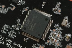 画像ギャラリー No.018のサムネイル画像 / Razerの新作アーケードスティック「Panthera Evo」レビュー。機能性と可搬性を兼ね備えた，トーナメントを勝ち抜くための1台