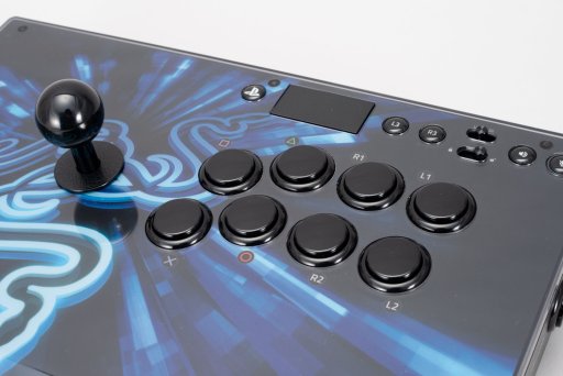 画像ギャラリー No.031のサムネイル画像 / Razerの新作アーケードスティック「Panthera Evo」レビュー。機能性と可搬性を兼ね備えた，トーナメントを勝ち抜くための1台