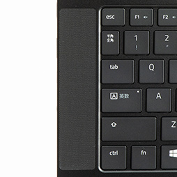 画像ギャラリー No.020のサムネイル画像 / 【PR】Razerが作ったRyzen搭載ゲームノートPC「Blade 14」は，ゲームが快適な性能とモバイル用途を両立したマシンだ