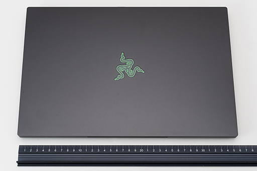 画像ギャラリー No.015のサムネイル画像 / 【PR】RazerのハイエンドノートPC「Razer Blade 15」は，ノートPC最強GPUと4K/144Hz液晶パネルでどんな用途も快適だ