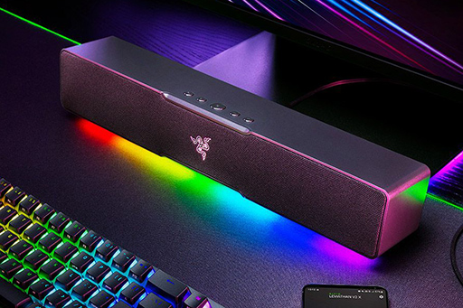 画像ギャラリー No.002のサムネイル画像 / Razer，幅40cmの光るサウンドバー「Leviathan V2 X」を発表。サブウーファーを省略したコンパクトモデル