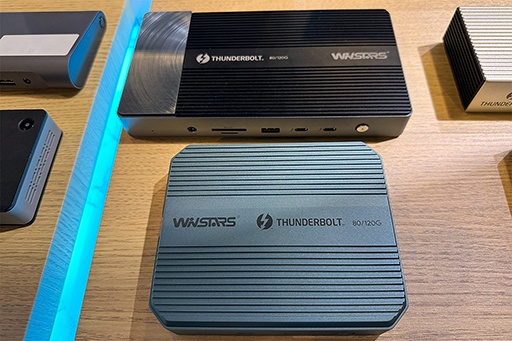 画像ギャラリー No.007のサムネイル画像 / Thunderbolt 5搭載の「Razer Blade 18」で4K×3画面でのゲームプレイが可能に？ CES 2024のRazerブースをレポート