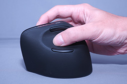 画像ギャラリー No.013のサムネイル画像 / Razerから来た縦型マウス「Pro Click V2 Vertical」は，ゲームで実用的に使えるのか？【レビュー】