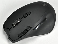 画像ギャラリー No.002のサムネイル画像 / Logitechのワイヤレス＆ワイヤード両対応マウス「G700」レビュー。G7の後継作は“ゲーマー向けワイヤレス”の新たな世界を提示するか