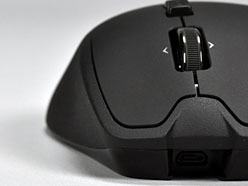 画像ギャラリー No.005のサムネイル画像 / Logitechのワイヤレス＆ワイヤード両対応マウス「G700」レビュー。G7の後継作は“ゲーマー向けワイヤレス”の新たな世界を提示するか