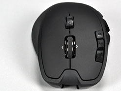 画像ギャラリー No.014のサムネイル画像 / Logitechのワイヤレス＆ワイヤード両対応マウス「G700」レビュー。G7の後継作は“ゲーマー向けワイヤレス”の新たな世界を提示するか