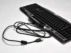 画像ギャラリー No.015のサムネイル画像 / Logitechのゲーマー向けフルキーボード「G510」レビュー。G-Series初となる同時押し対応モデルを吟味する