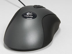 画像ギャラリー No.013のサムネイル画像 / 4000円で買えるLogitechの新型マウス「G400」レビュー。「MX518」の正当後継には，原型を崩さないからこその価値がある