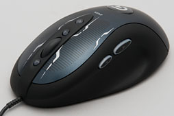 画像ギャラリー No.034のサムネイル画像 / 「G700s」「G500s」「G400s」レビュー（前編）。新生となったゲーム周辺機器ブランド「Logitech G」第1弾マウスのポイントを押さえる