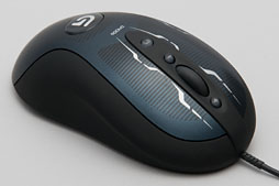 画像ギャラリー No.037のサムネイル画像 / 「G700s」「G500s」「G400s」レビュー（前編）。新生となったゲーム周辺機器ブランド「Logitech G」第1弾マウスのポイントを押さえる