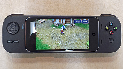 画像ギャラリー No.002のサムネイル画像 / iPhoneでのゲーム体験が大きく変わる？ iPhone 5s＆5用ゲームパッド「G550」ファーストインプレッション。Apple Storeでは12月13日に先行発売