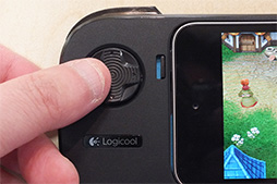 画像ギャラリー No.008のサムネイル画像 / iPhoneでのゲーム体験が大きく変わる？ iPhone 5s＆5用ゲームパッド「G550」ファーストインプレッション。Apple Storeでは12月13日に先行発売