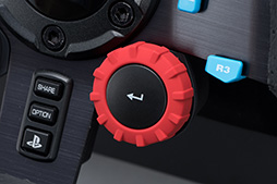 画像ギャラリー No.013のサムネイル画像 / Logicool G「G29」＋「Driving Force Shifter」レビュー。新型のステアリングコントローラはPS4時代の定番となるか