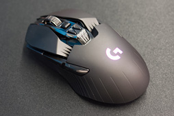 画像ギャラリー No.011のサムネイル画像 / Logicool G，「ワイヤードマウスより低遅延」なゲーマー向けワイヤレスマウス「G900」発表。キーパーソンがその特徴を語る
