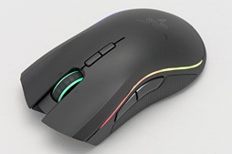 画像ギャラリー No.005のサムネイル画像 / Logicool Gの新型ワイヤレスマウス「G900」ファーストインプレッション。スリープからの復帰は文句なしに早く，重量は相当に軽い