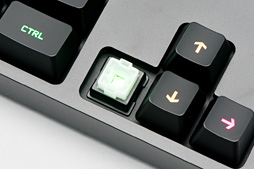 画像ギャラリー No.003のサムネイル画像 / Logicool G「Pro Mechanical Gaming Keyboard」レビュー。シンプルな外観の10キーレスRomer-Gモデル，その価値は