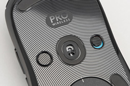 画像ギャラリー No.019のサムネイル画像 / Logicool G「PRO Wireless」「PRO HERO」レビュー。重量約80gのワイヤレスと約83gのワイヤードは軽量マウスの最適解か？