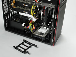画像ギャラリー No.012のサムネイル画像 / 【PR】G-Tuneのハイエンドモデル「MASTERPIECE i1520PA3」。自作では手に入らない最高峰のゲームPC，その「最高ぶり」を検証する