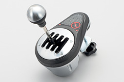 画像ギャラリー No.002のサムネイル画像 / HW短評：Thrustmaster「TH8A Add-On Shifter」（1）ステアリングコントローラ用の別売りシフトユニットを取り付けてみる