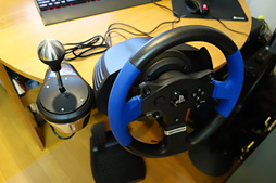 画像ギャラリー No.008のサムネイル画像 / HW短評：Thrustmaster「TH8A Add-On Shifter」（2）単体シフトユニットの追加で，ステアリングコントローラの使い勝手はどう変わる？