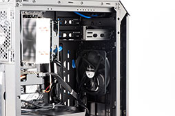 画像ギャラリー No.013のサムネイル画像 / 【PR】GALLERIAのゲームPC「XA7C-G60S」は，手の届きやすい価格でeスポーツタイトルを快適にプレイできるマシンだ