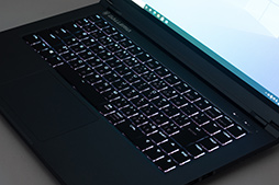 画像ギャラリー No.023のサムネイル画像 / 【PR】GALLERIAのプレミアムゲームノートPC「UL7C-R36」の実力を検証。240Hz表示液晶パネルで流行りのゲームを快適にプレイできる