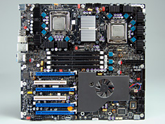 画像ギャラリー No.003のサムネイル画像 / Intel,SLI&CrossFireサポートの8コアシステム「Skulltrail」を正式発表
