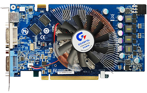 画像ギャラリー No.001のサムネイル画像 / GIGABYTE，Zalman製クーラー搭載のGF8800GTカード