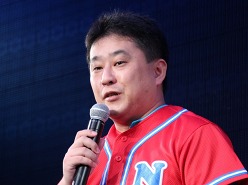 画像ギャラリー No.017のサムネイル画像 / 「ファミスタ オンライン 全国トーナメント」の決勝大会をレポート。槙原寛己さんと石川梨華さんも応援に駆けつけた！