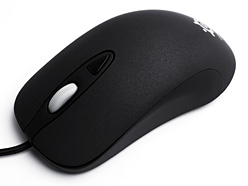 画像ギャラリー No.008のサムネイル画像 / SteelSeries，ゲーマー向けマウスの新製品「Xai」「Kinzu」を発表。マウスパッドの新型も