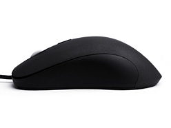 画像ギャラリー No.009のサムネイル画像 / SteelSeries，ゲーマー向けマウスの新製品「Xai」「Kinzu」を発表。マウスパッドの新型も