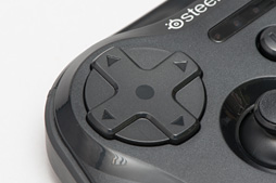 画像ギャラリー No.018のサムネイル画像 / iPhone＆iPad専用のワイヤレスゲームパッド「SteelSeries Stratus」レビュー。これはデキがいい