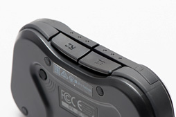 画像ギャラリー No.021のサムネイル画像 / iPhone＆iPad専用のワイヤレスゲームパッド「SteelSeries Stratus」レビュー。これはデキがいい